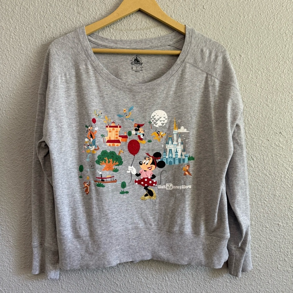 Walt Disney World Sweater Size‎ Medium EUC